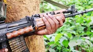 Dantewada : नक्सलियों ने बच्चों काे ढाल बनाकर की थी गोलीबारी, चार नाबालिग घायल