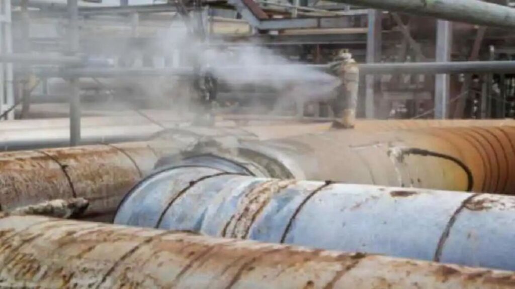 मुंबई की एमआईडीसी में गैस ट्रेजेडी : एक की मौत, 3 बेहोश