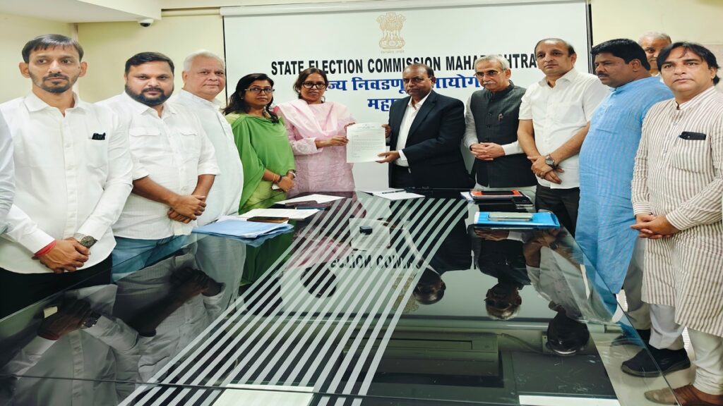 मतदाता सूची में डबल नामों से मतदाताओं में भ्रम : सांसद वर्षा गायकवाड ने मांगा निर्वाचन आयोग स्पष्टीकरण