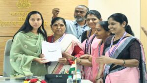 आंगनवाड़ी सेविकाओं की मेहनत रंग लाई : सुपोषित ग्राम पंचायत में महाराष्ट्र अव्वल