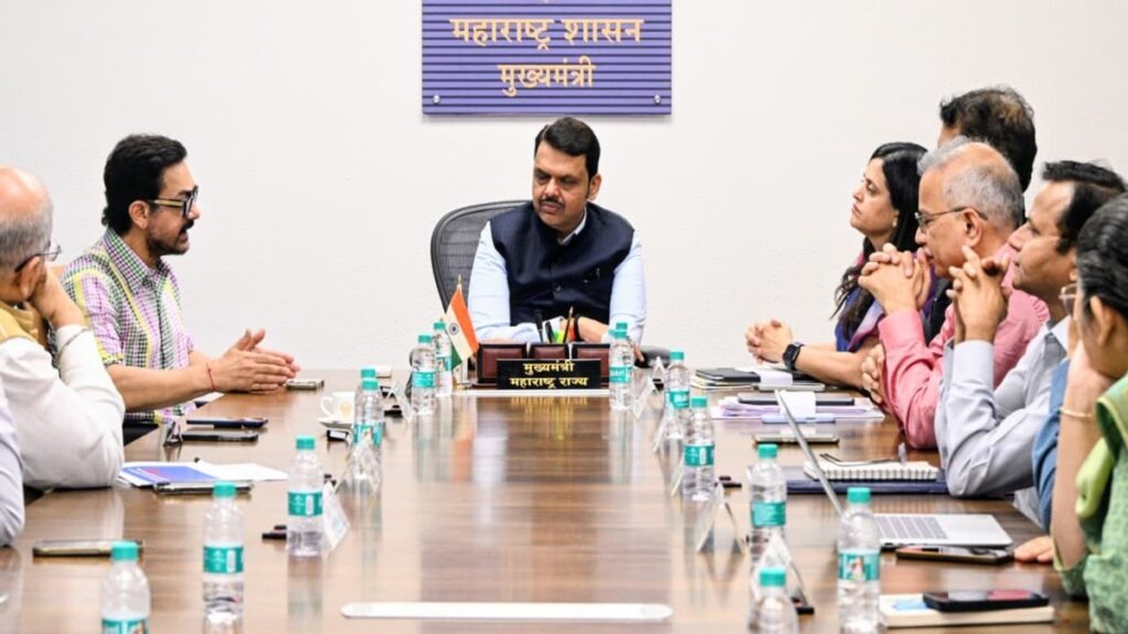 टारगेट ‘जल संपन्न’ महाराष्ट्र : पानी फाउंडेशन के साथ जल संरक्षण का संकल्प