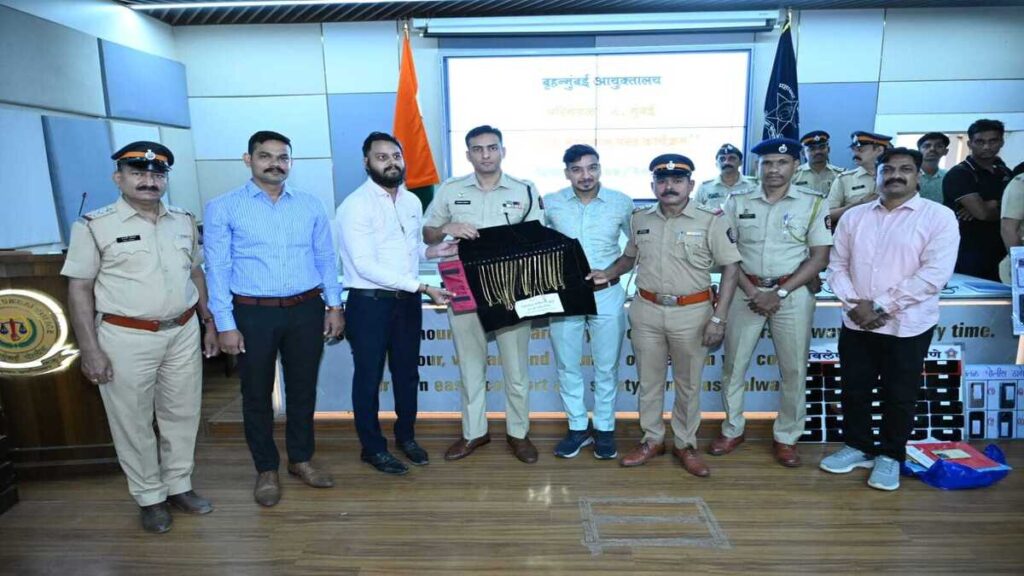 मुंबई पुलिस की बड़ी कार्रवाई : चोरी गई करोड़ों की संपत्ति मालिकों को लौटाई
