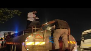 मुंबई में दूध की गुणवत्ता पर सख्त निगरानी : टोल नाकों पर विशेष जांच अभियान