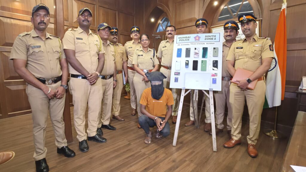 फर्जी APK से करता था ठगी : अंतरराज्यीय साइबर सेंधमार से मिली 967 फर्जी फाइलें