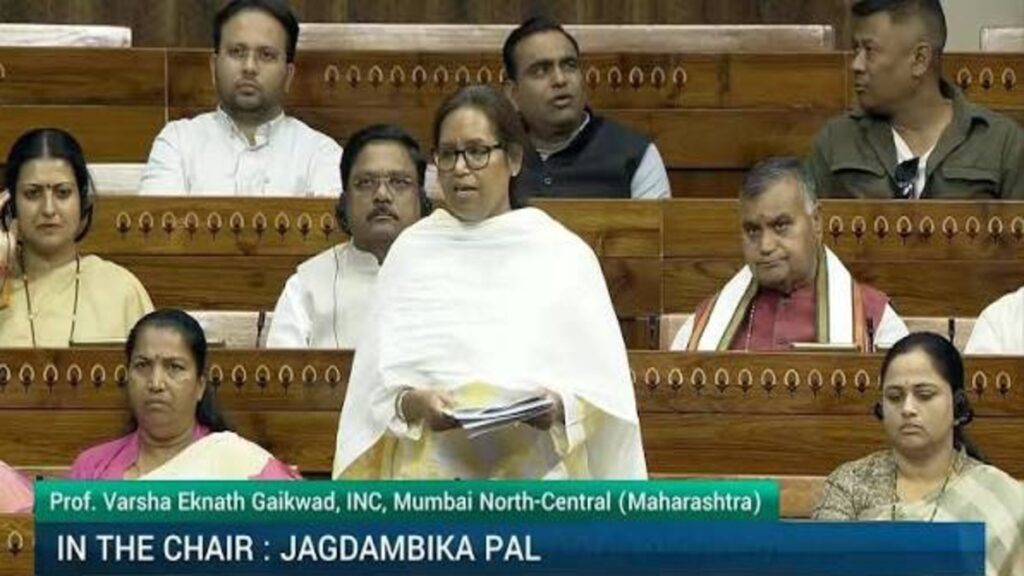 टोलनाकों पर फास्टैग से दोगुनी वसूली का मुद्दा लोकसभा में गूंजा